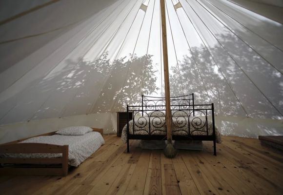 Intérieur du tipi