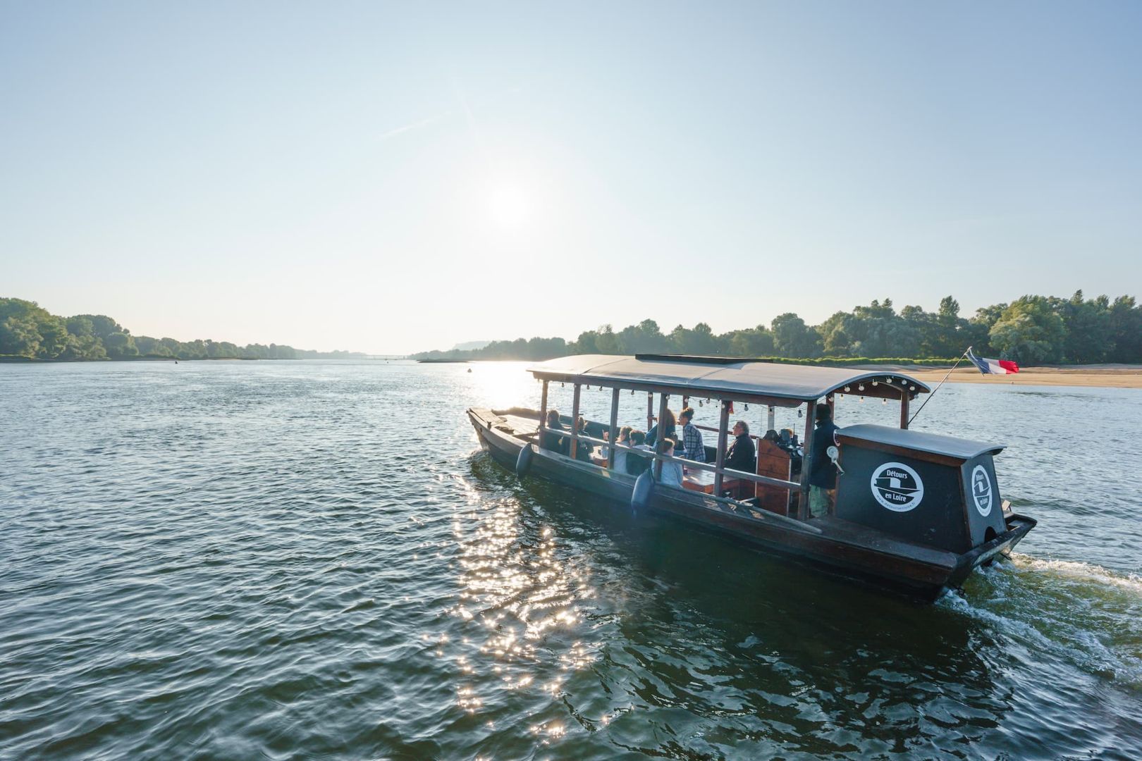 Détours en Loire - Lever de soleil sur la Loire