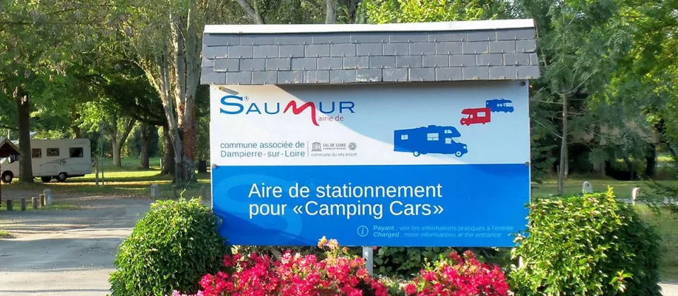 Aire camping-cars de Saumur - Dampierre-sur-Loire - ©Ville de Saumur