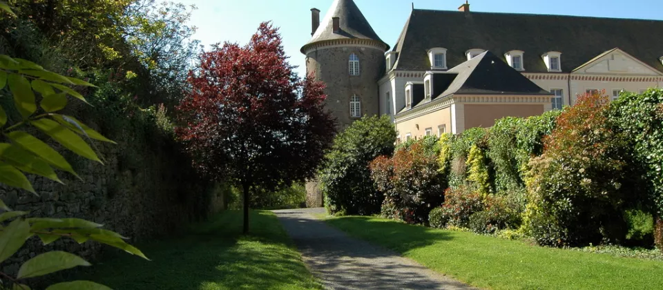 parc-et-chateau-beaupreau-angers-nantes-anjou-osezmauges - © Office de Tourisme Ôsez Mauges
