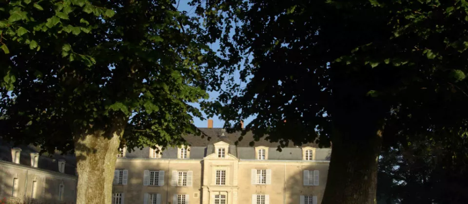 exterieur-chateau-piedouault-jallais-angers-nantes-anjou-osezmauges - © Château de Piédouault - Jallais