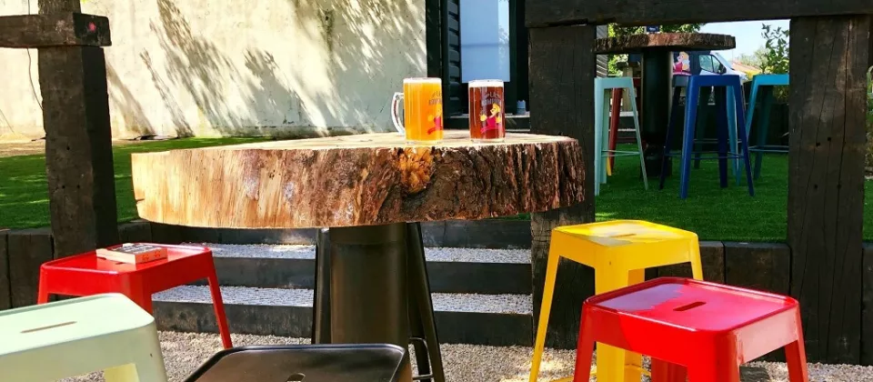 terrasse-bar-brasserie-artisanale-mauges-rombiere-beaupreau-biere-locale-anjou-cholet - © La Rombière