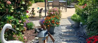 Allée qui conduit à la véranda