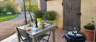 Gite Le Cottage_Varrains - terrasse_12