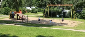 Aire d'accueil de camping-car au camping du bac de Pruillé_1