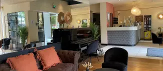 Hôtel Le Progrès -Salon-bar_1