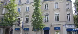 Hôtel Le Royalty_1