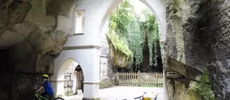 Aire d'arrêt vélo et pique-nique - Parcours troglodytique_1