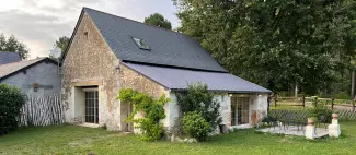 Gite de Lac'h à Longué-Jumelles - Le gîte avec sa terrasse_1