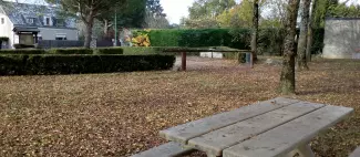 Aire pique-nique de l'aire de camping-cars