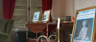 Portraits exposés dans les salons historiques du château de La Tourlandry