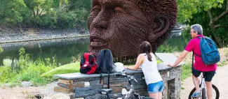 la-loire-a-velo-des-sculptures-montjean-dominique-drouet