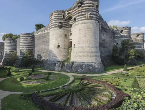 Visite des fossés du Château d'Angers