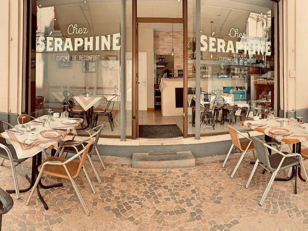 CHEZ SERAPHINE