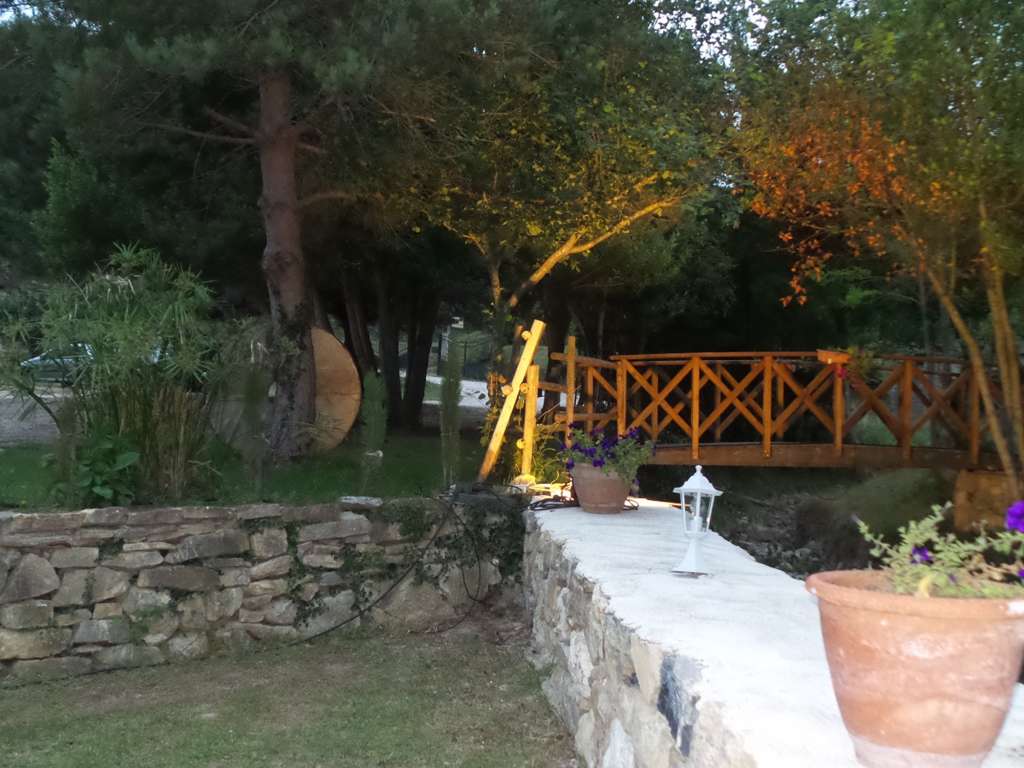 CUBIERES - AU VIEUX MOULIN - terrasse