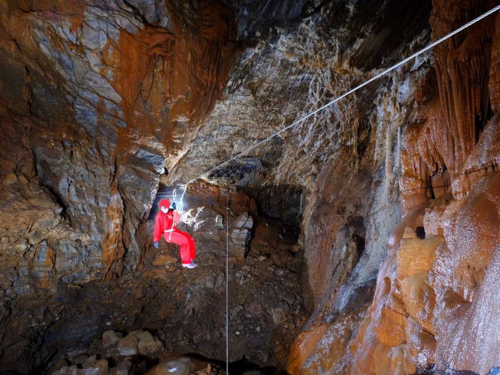 accro-grotte-Gouffre-de-Cabrespine-credit-SETSN-Michel-Randa---12-