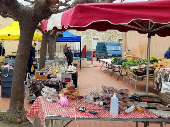 MARCHÉ DES PRODUCTEURS HEBDOMADAIRE