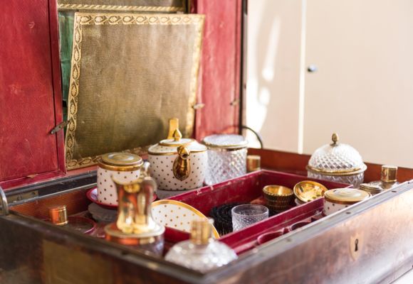 chateau_Quintin_merveillesdenoscollectionstable