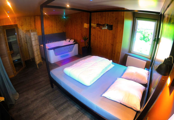 Gite Nature & Spa avec balnéo et sauna - 2pers - 1ch - 1sdb