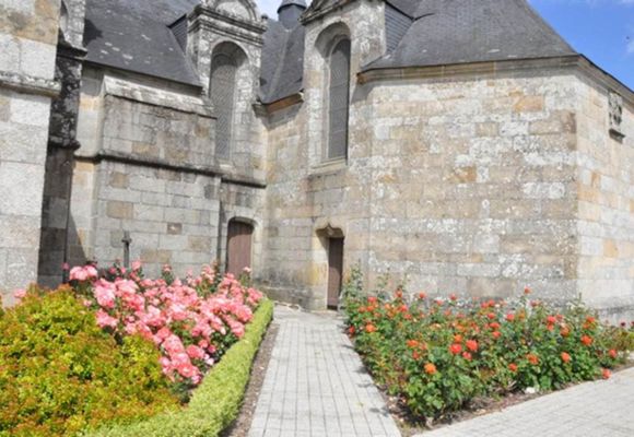 Eglise-SaintYves-Plouray-Pays-Roi-Morvan-Morbihan-Bretagne-Sud