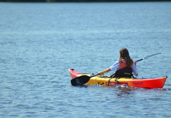 Stage kayak