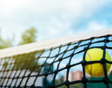 Terrains de tennis - Intérieur & Extérieur