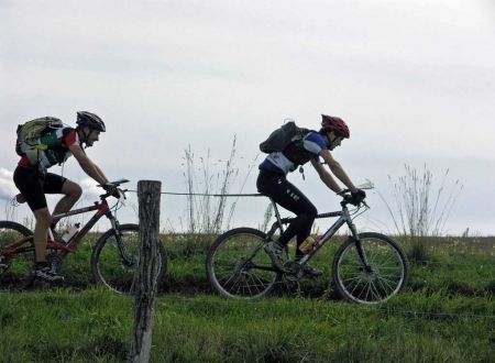 VTT et vélos électriques : BASE Sports Loisirs Vézère_2