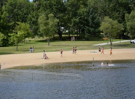 CentreTouristiqueDeMiel-Beynat_plage_7