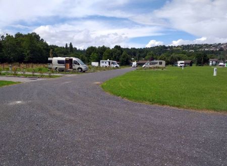 Aire camping-car park de Donzenac_1