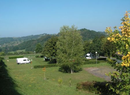 Aire d'accueil de camping-cars d'Ayen_2
