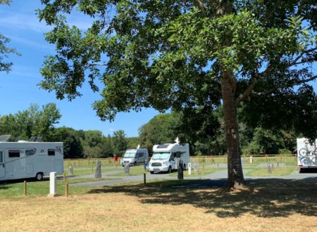 Aire camping-car park d'Allassac_1