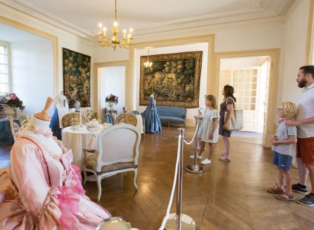 Château de Pompadour et Ecuries de l'Orangerie_4