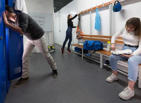 Découvrez notre Escape Game dans un vestiaire de rugby.