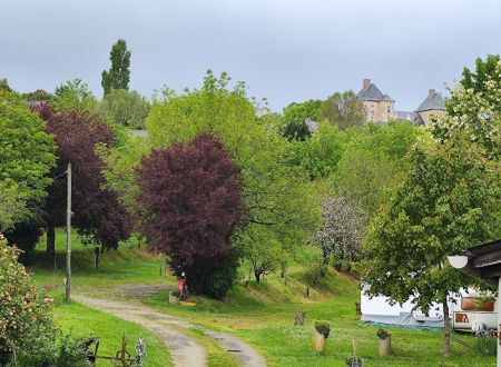 Camping-etape-de-la-ferme-Noailles-3