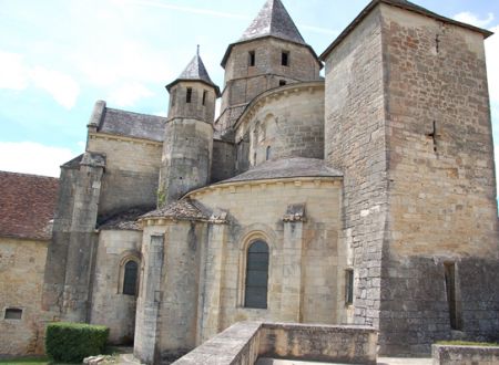 Eglise romane de Saint-Robert_1