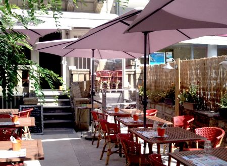 Terrasse Crêperie La maison