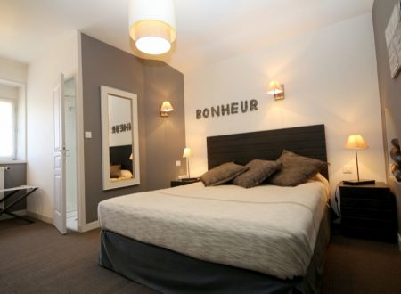 HOTEL le Quercy-ch 1 - Meyssac_1