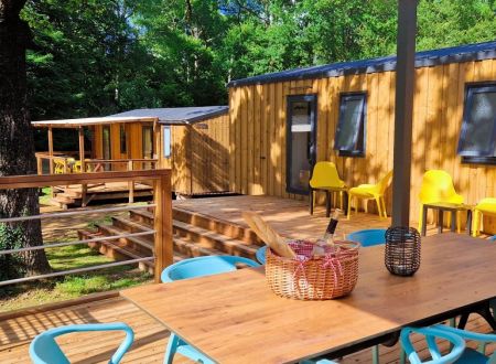 CampingDeMiel-Beynat_mobilhome_2