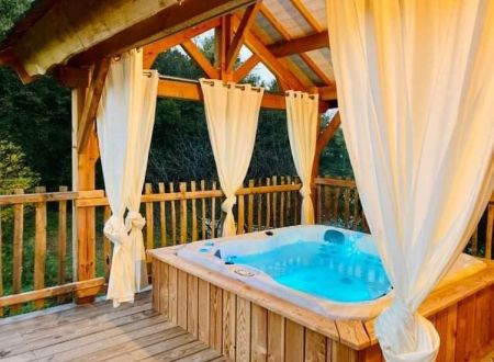 Jacuzzi