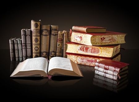 books-1702790_640