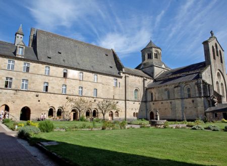 AbbayeAubazine-cloître_1