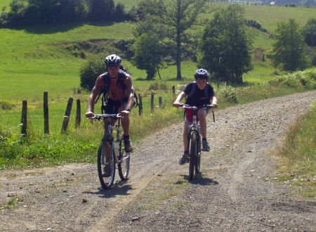 VTT Vézère Passion (Station Sports Nature - Pays d'Uzerche)_1