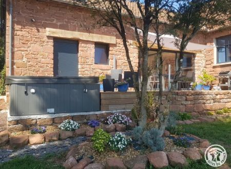 Maison d'hôtes en Grès Rouge_1