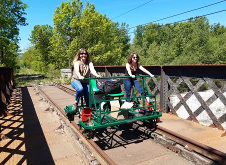Martine et cathy ©Vélorail du Périgord Vert