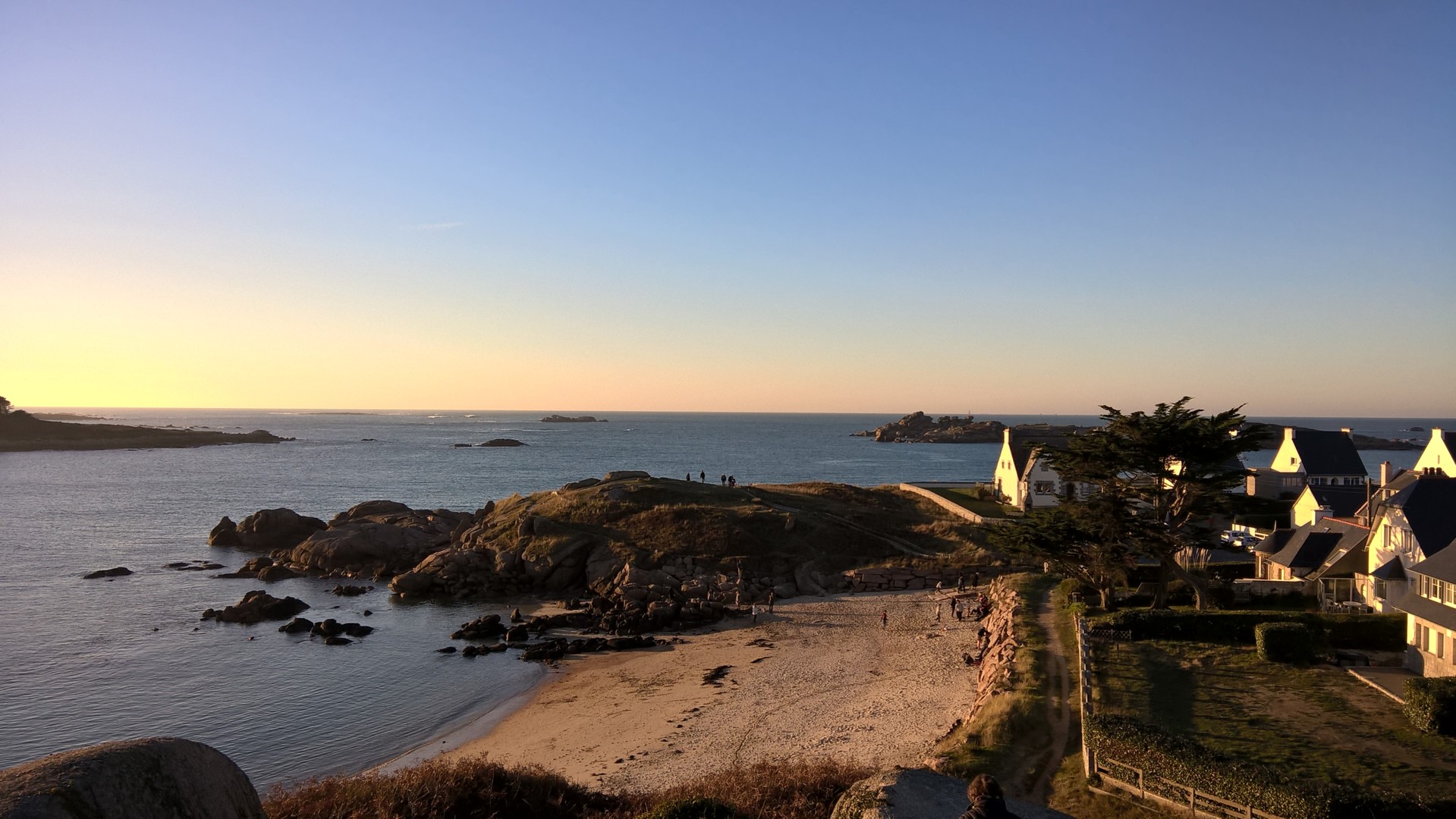 La plage des curés - Trégastel