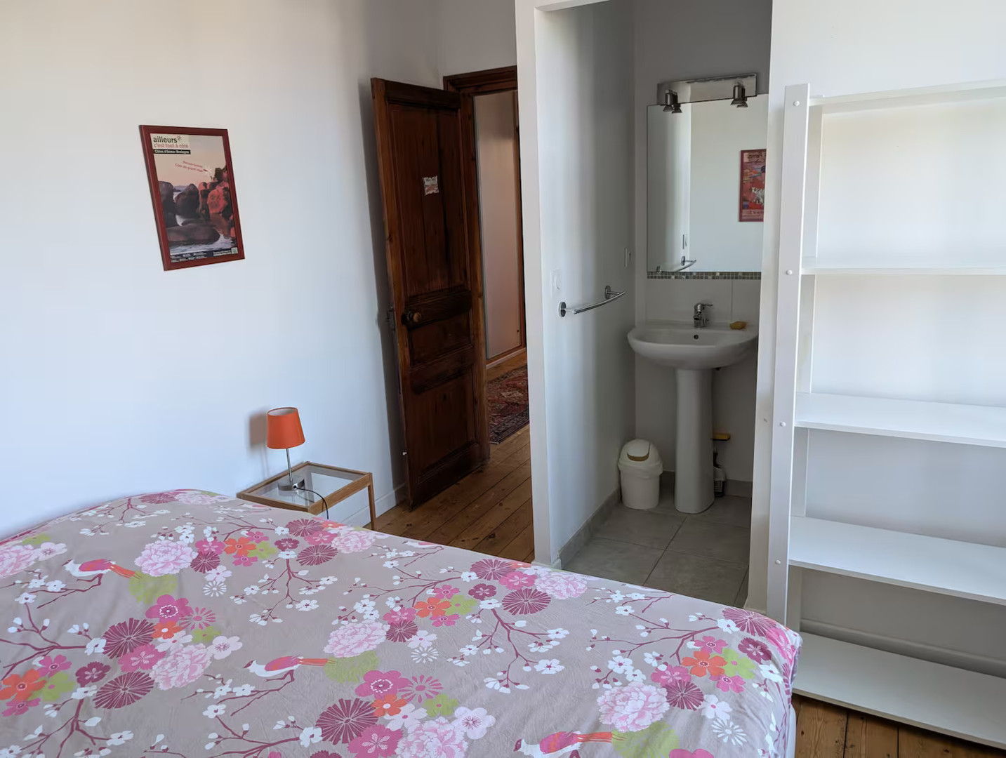 3-Chambre avec lavabo