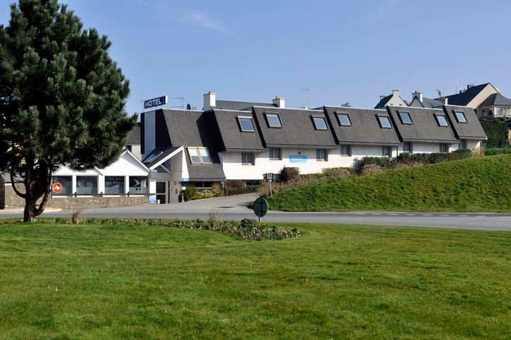 STERNES LOUANNEC