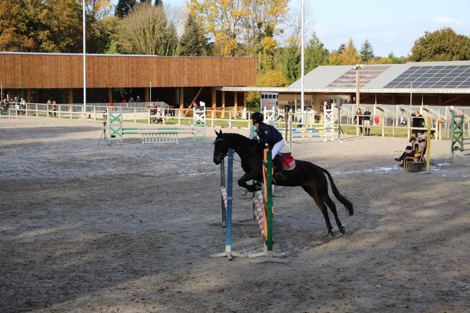 centre-equestre-kernilien-saut-obstacle