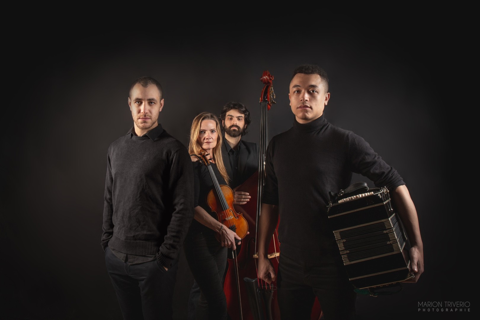 Ensemble SIN VUELTA