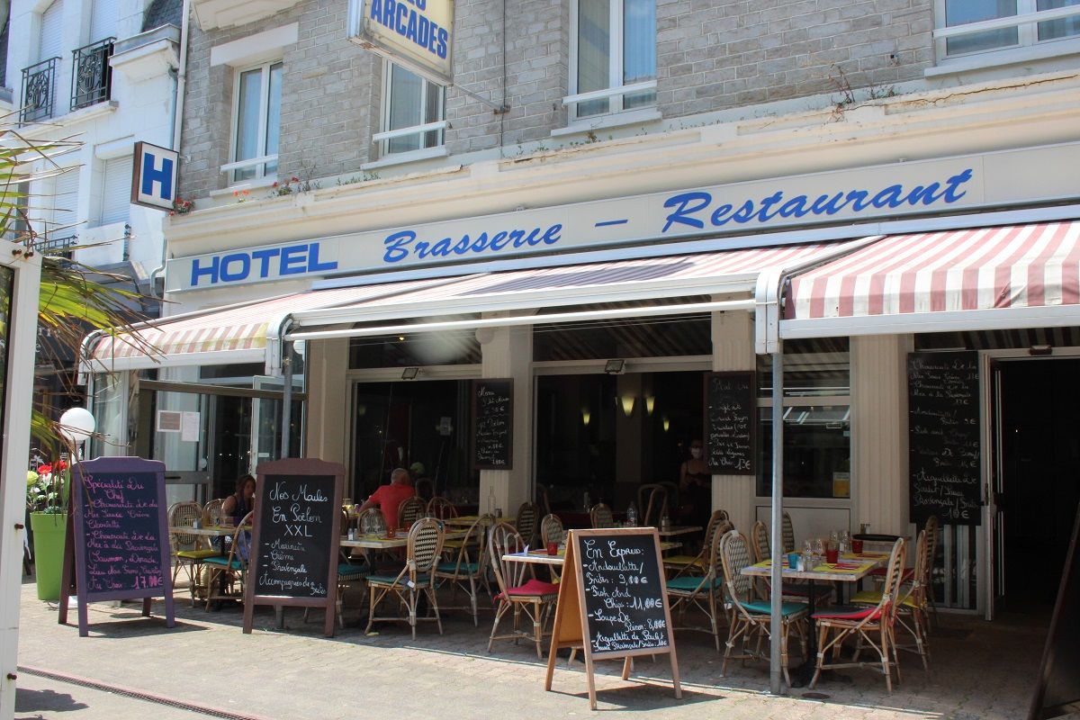 restaurantlesarcades-Saint-Cast-06.2020-MaudPuissant